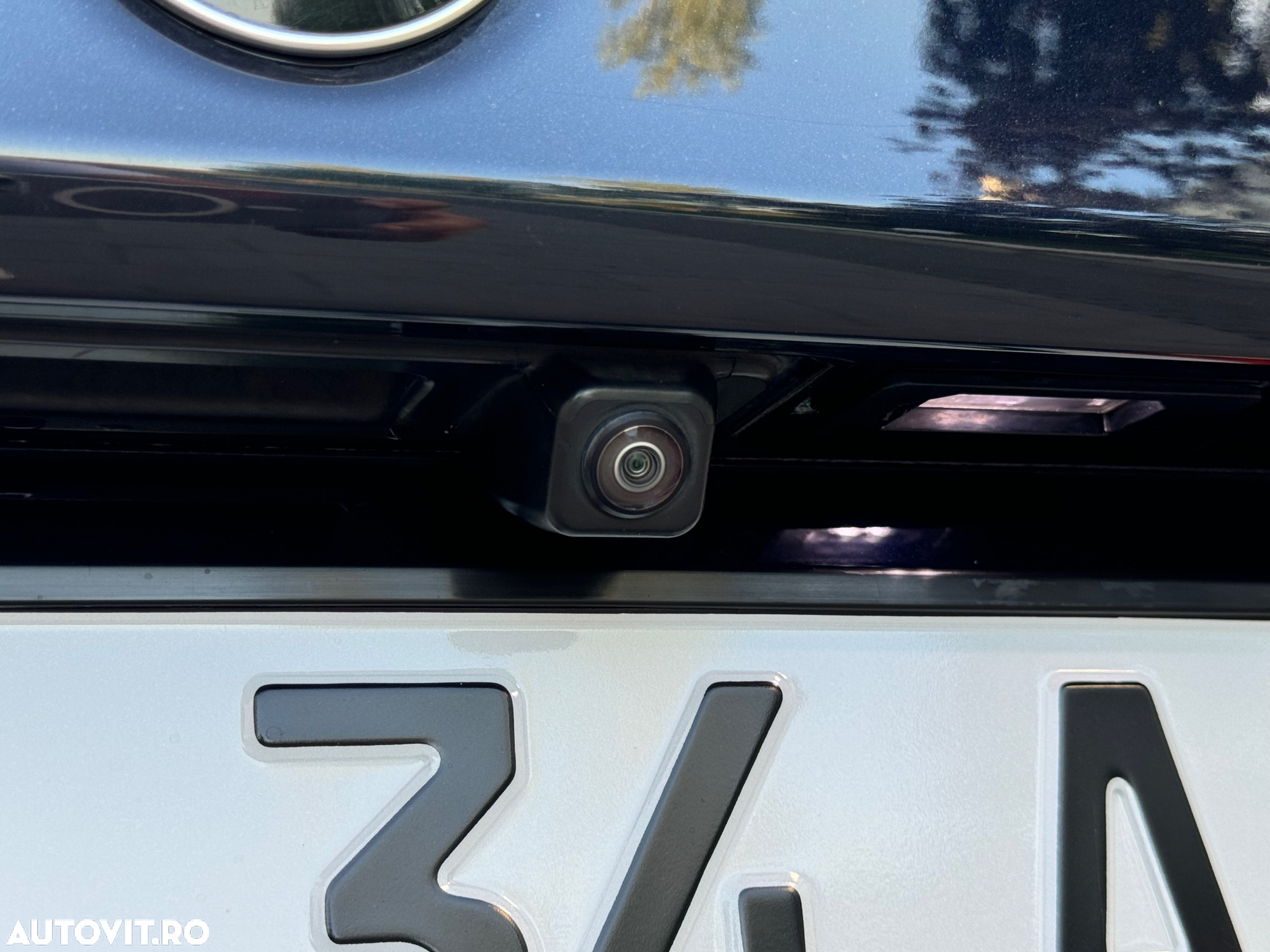BMW Seria 5 530e Aut. - 12