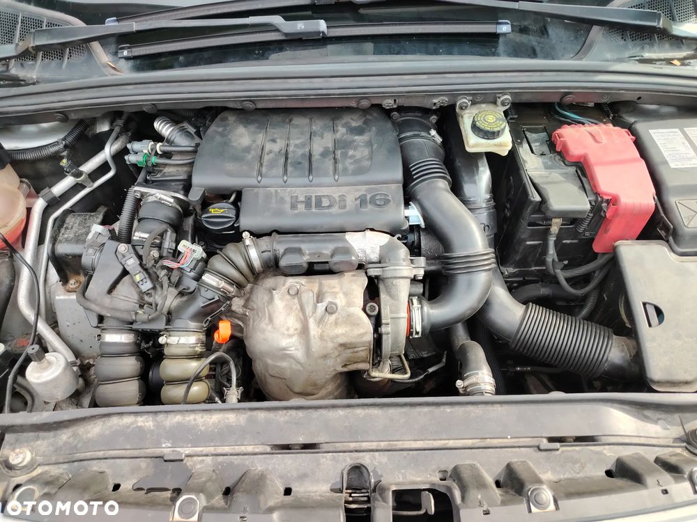 Peugeot 308 - 13