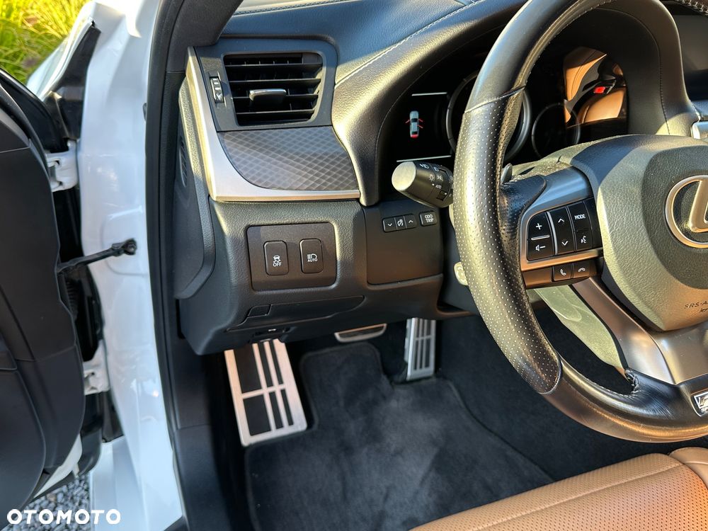 Lexus GS - 25