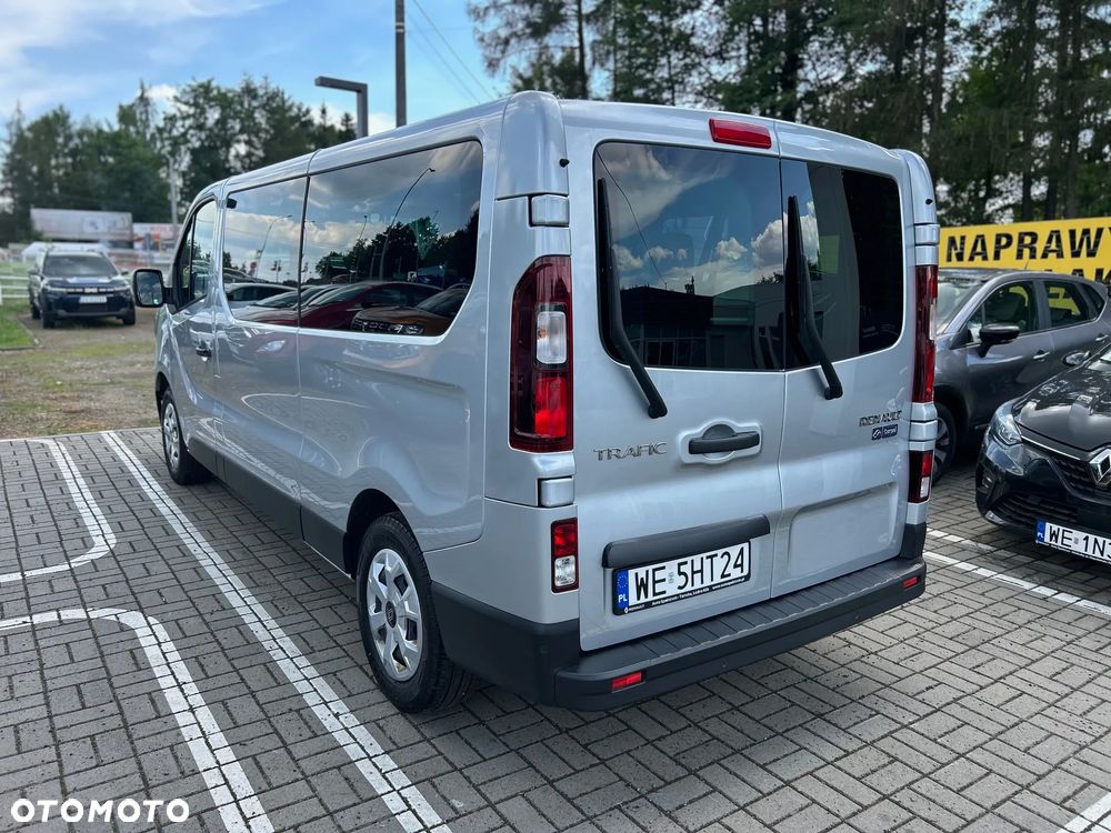 Renault Trafic 2.0 dCi - 4