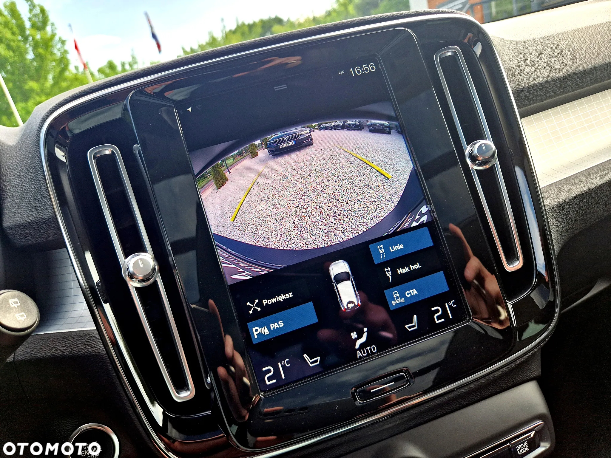 Volvo XC 40 T3 R-Design - 19
