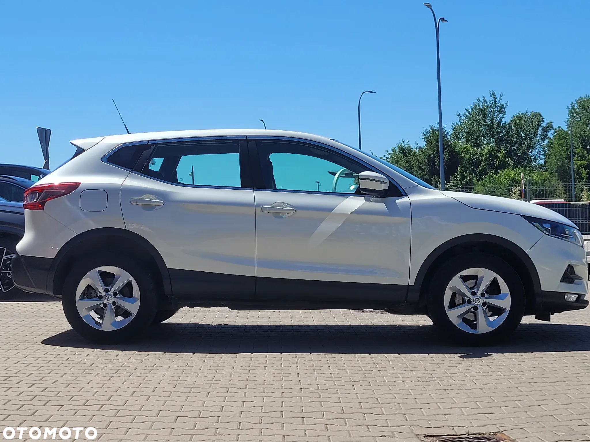 Nissan Qashqai 1.3 DIG-T Acenta - 8