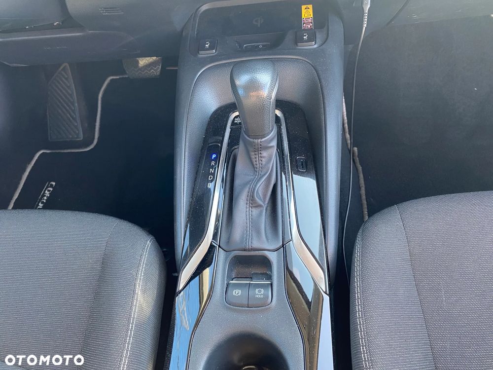 Toyota Corolla - 13