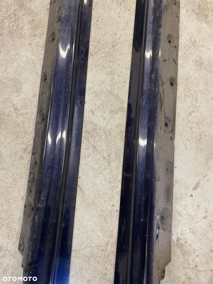 BMW E46 LISTWY PROGOWE PRAWA LEWA ORIENTBLAU METALIC - 3