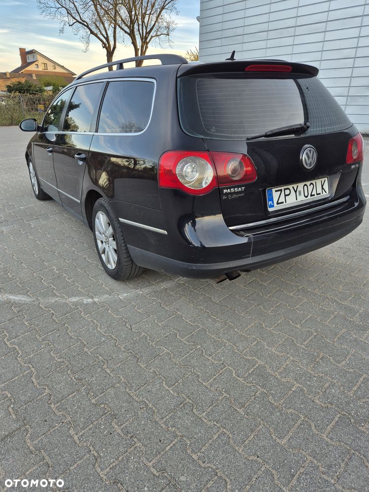 Volkswagen Passat 2.0 TDI Trendline DSG - 4
