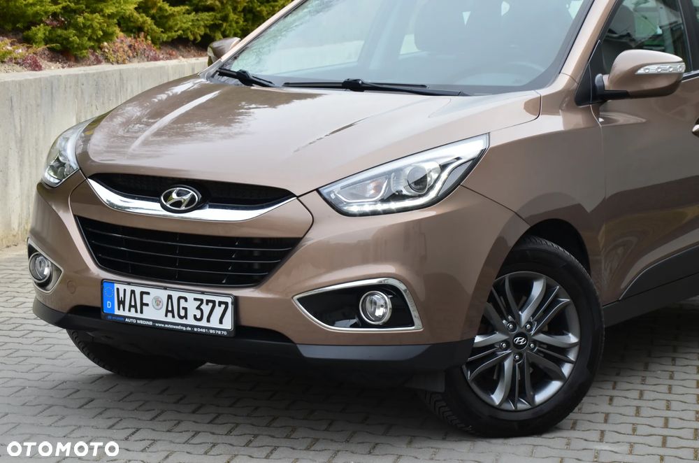 Hyundai ix35 2.0 CRDi 4WD Automatik Fifa World Cup Gold Edition - 30