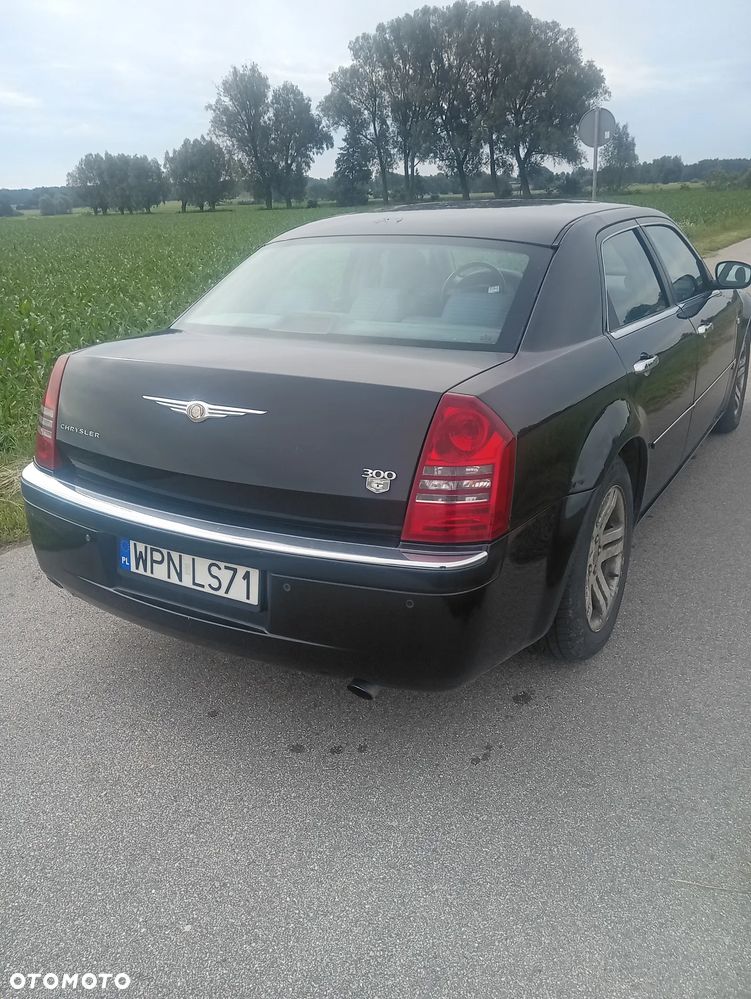 Chrysler 300C - 4