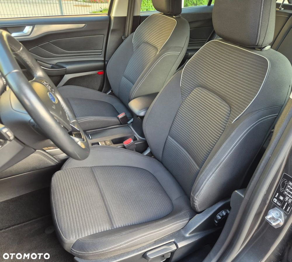 Ford Focus 1.5 EcoBlue Titanium - 19