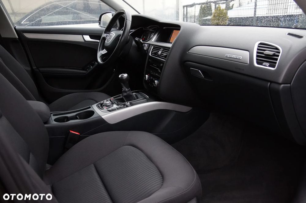 Audi A4 Limousine 2.0 TDI DPF quattro Attraction - 25