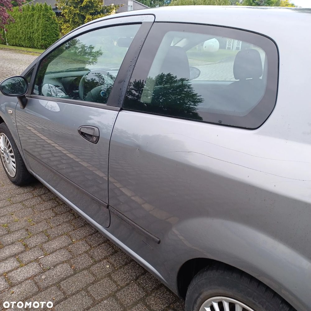 Fiat Grande Punto - 7