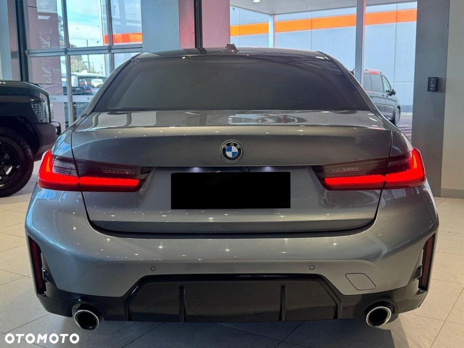 BMW Seria 3 318i M Sport - 3