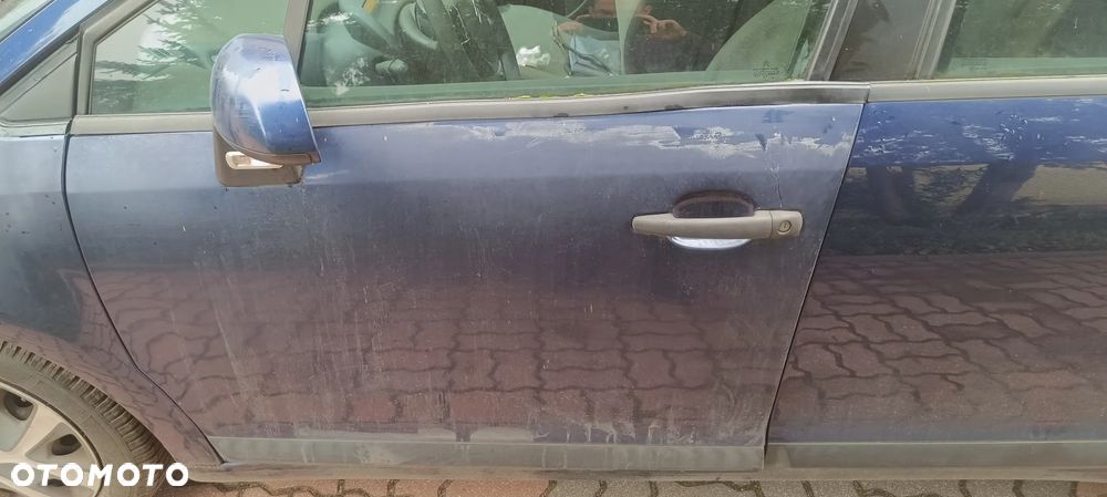 Citroën C4 1.6 16V Style - 8