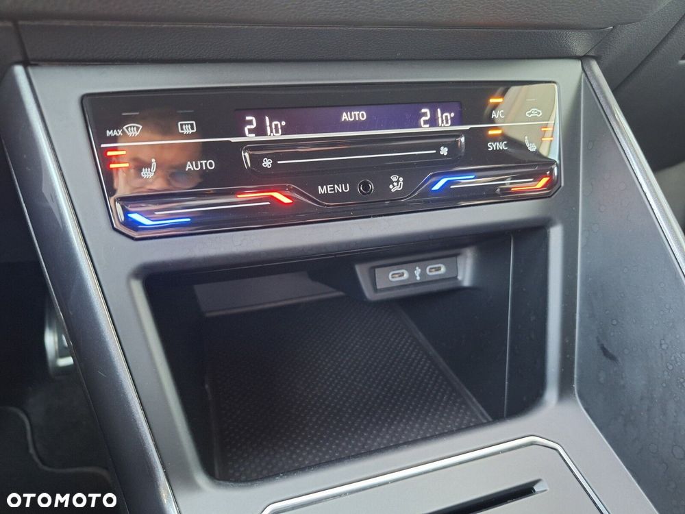 Volkswagen Polo 2.0 TSI GTI DSG - 34