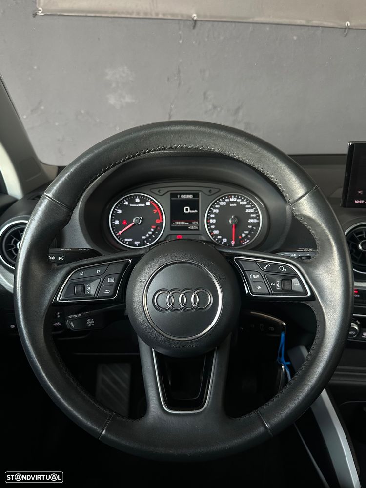 Audi Q2 30 TFSI Design - 14