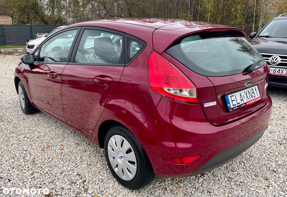 Ford Fiesta 1.25 Celebration - 14