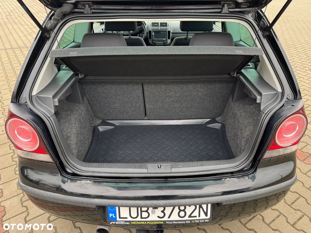 Volkswagen Polo 1.4 Tour - 15