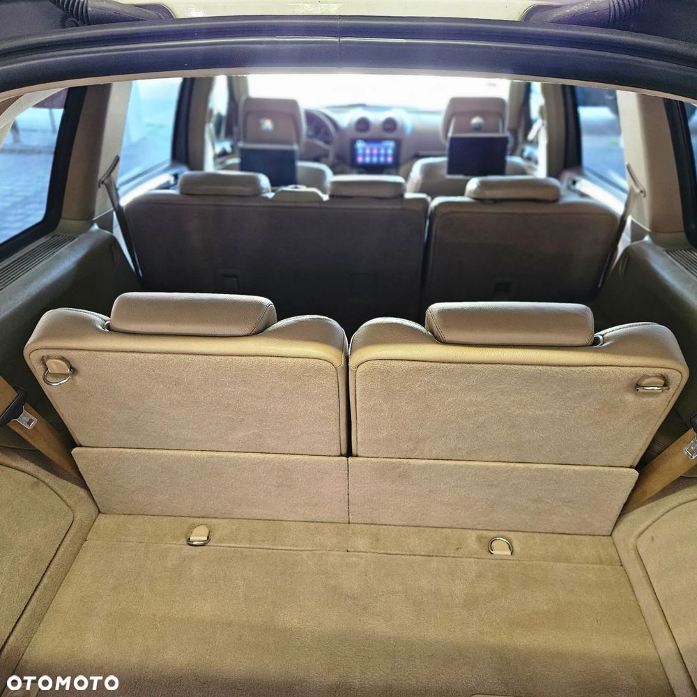 Mercedes-Benz GL - 15