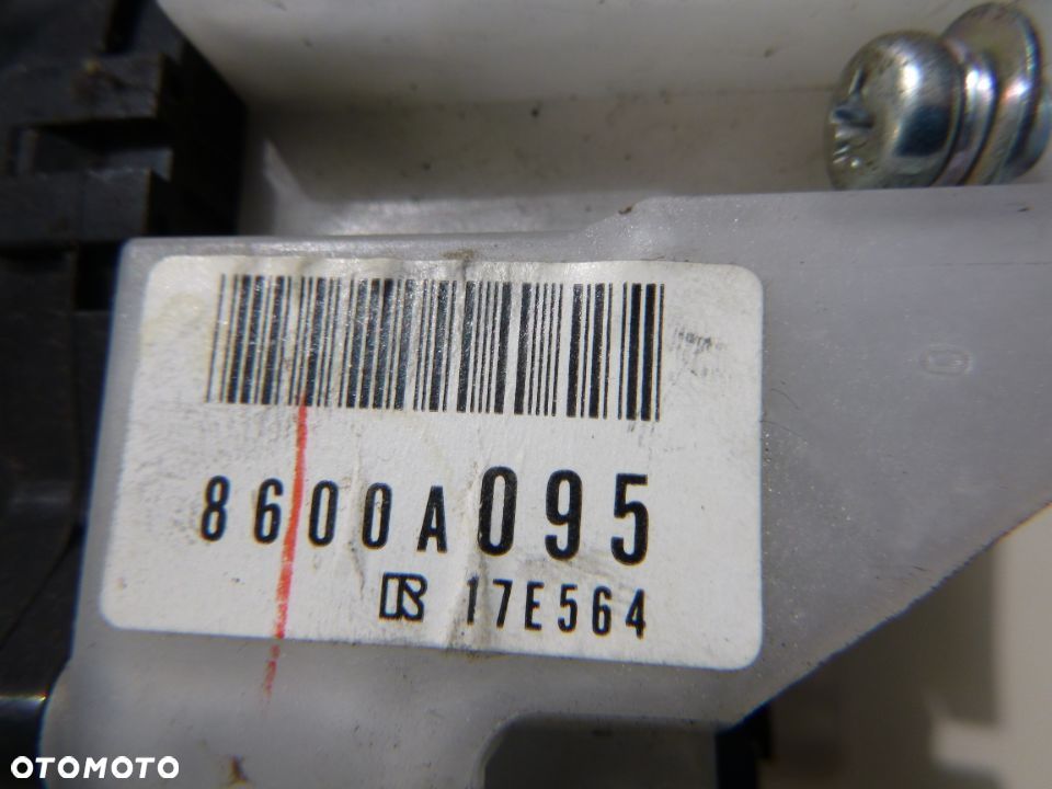 Mitsubishi Lancer IX 1,8 16V przełącznik zespolony 8600A095 - 2