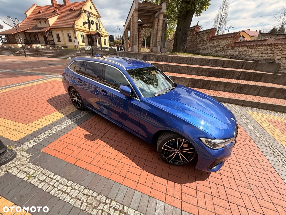 BMW Seria 3 320d xDrive M Sport - 21