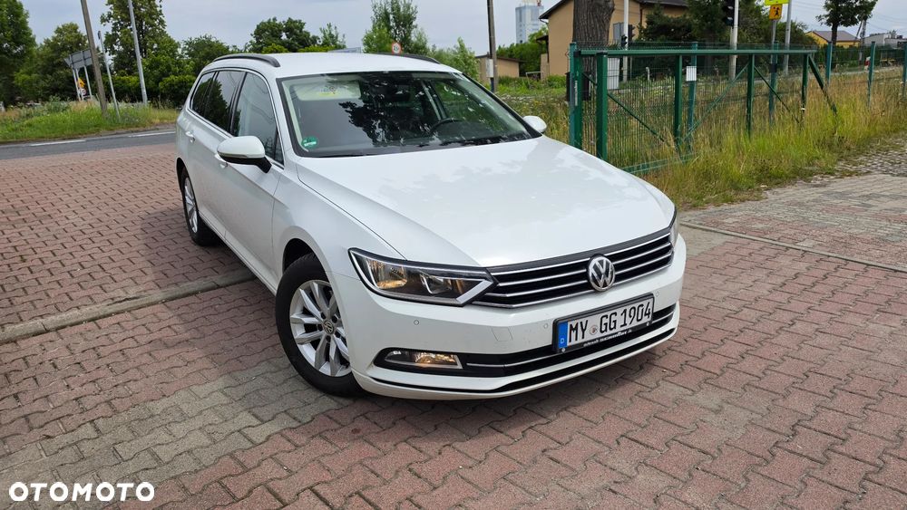Volkswagen Passat Variant 2.0 TDI (BlueMotion Technology) Trendline - 34