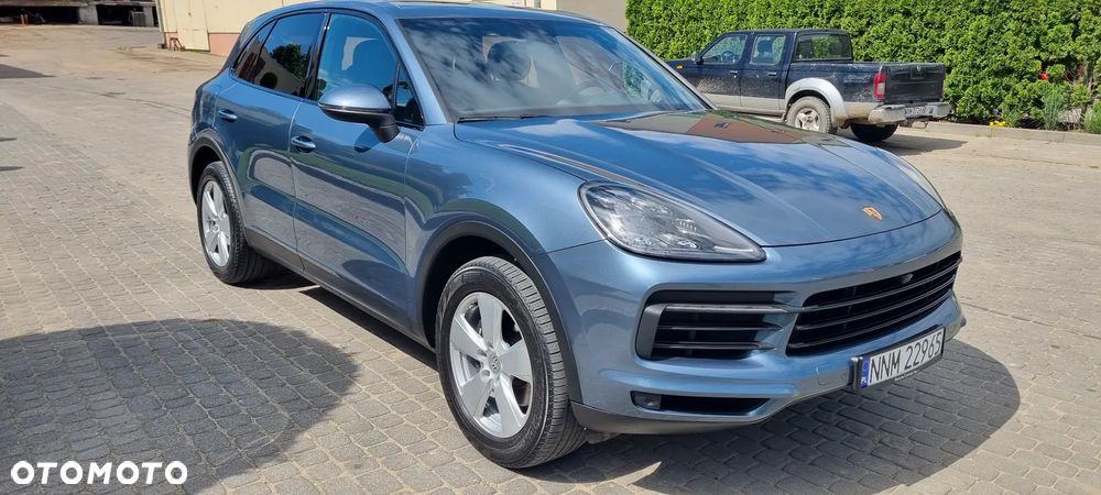 Porsche Cayenne Standard - 2