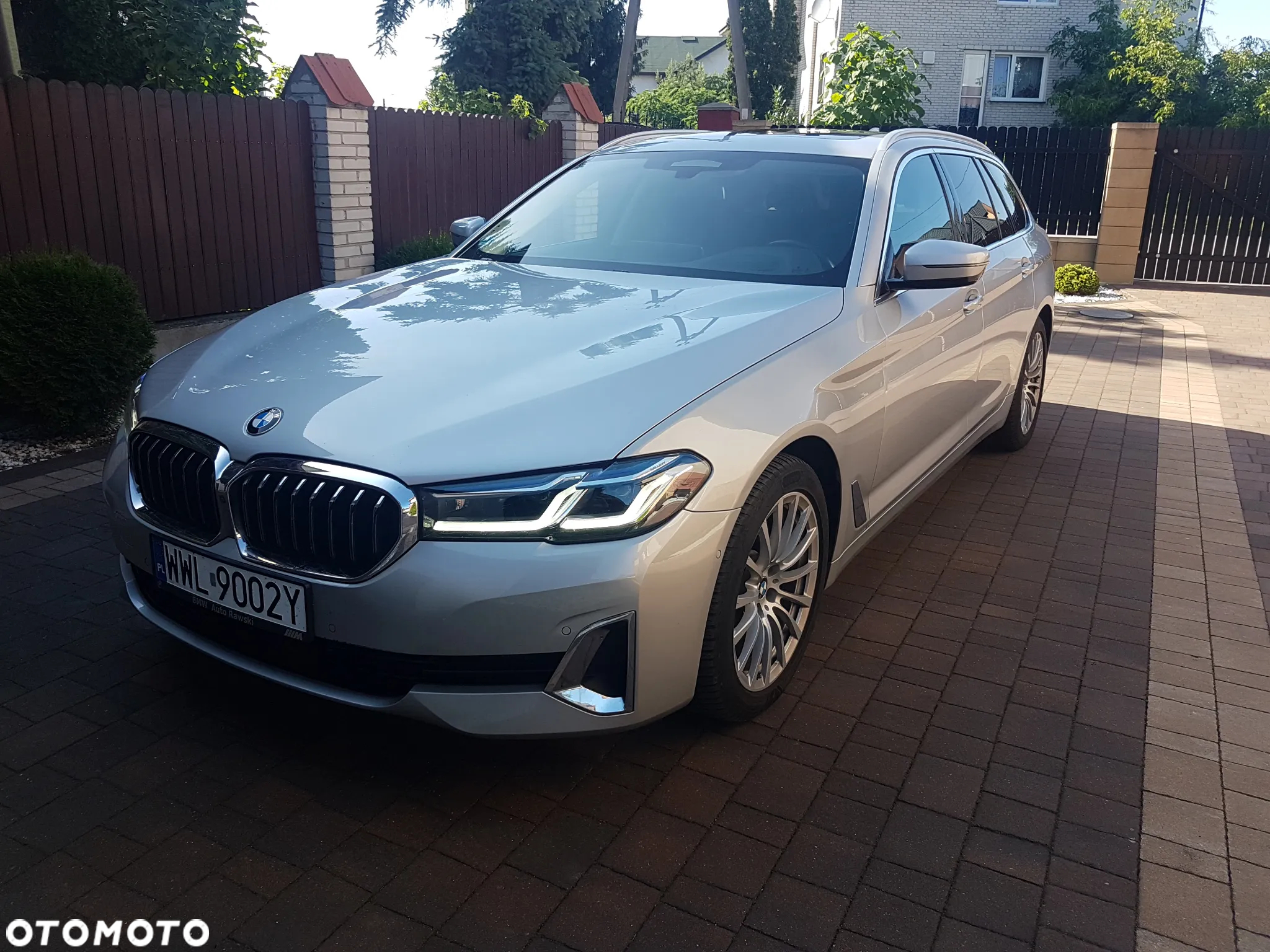 BMW Seria 5 520i Luxury Line - 29