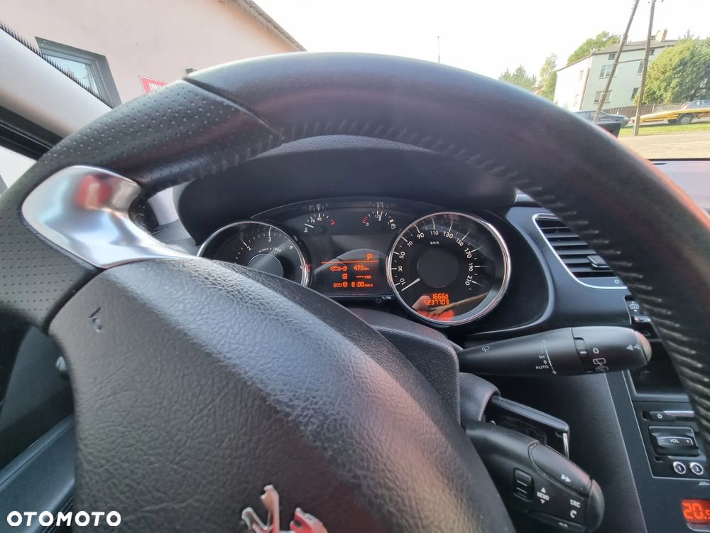 Peugeot 3008 BlueHDi 120 EAT6 Stop & Start Allure - 16