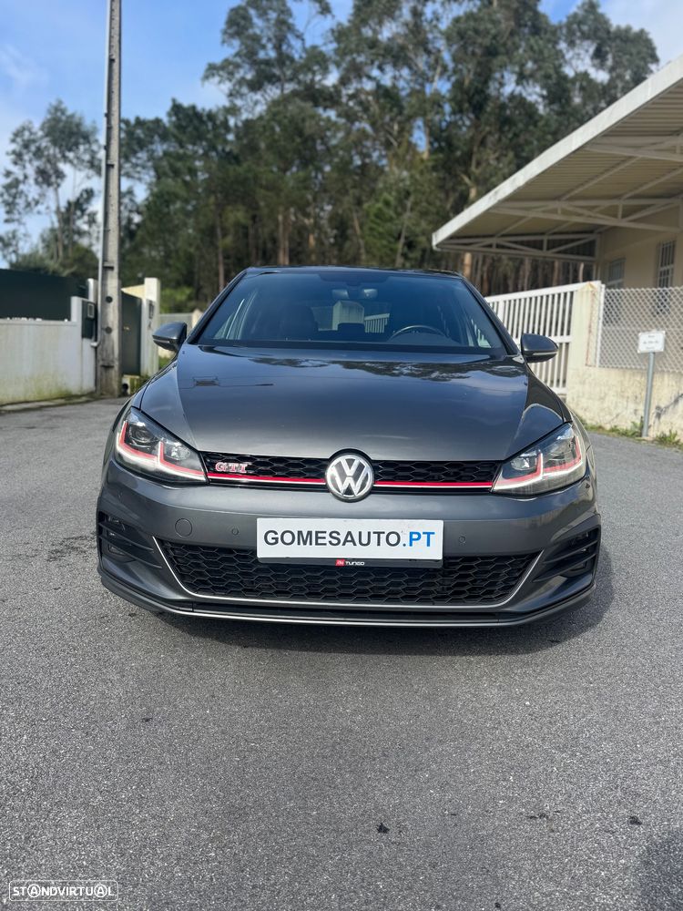 VW Golf 2.0 TSI GTI DSG Performance - 24