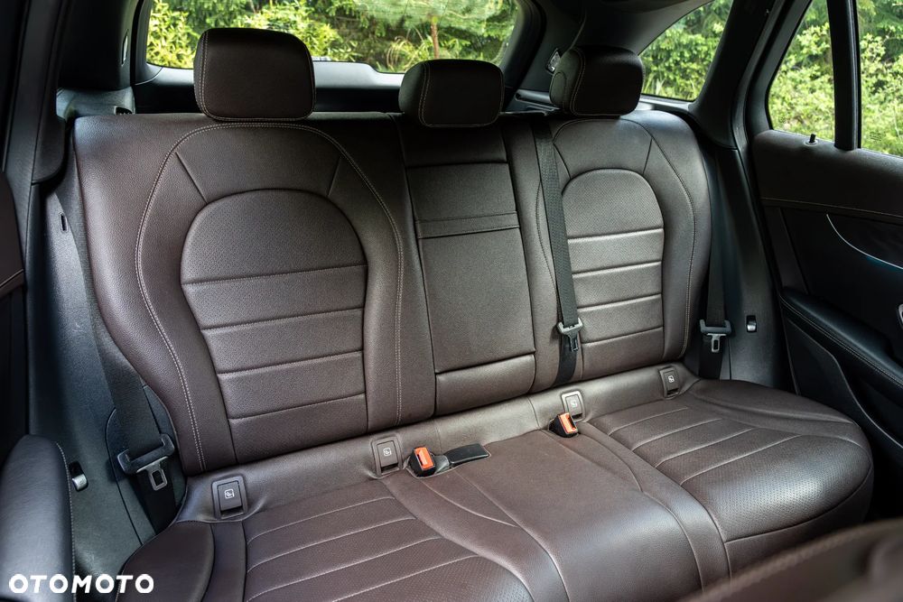 Mercedes-Benz GLC 220 d 4Matic 9G-TRONIC - 39
