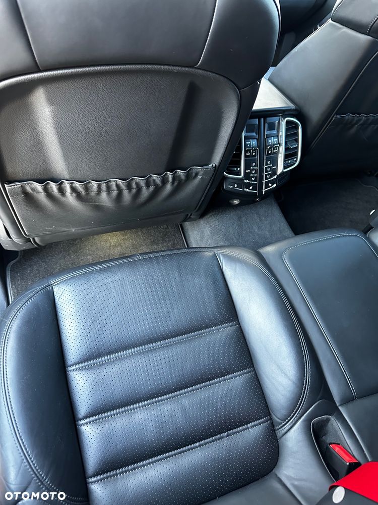 Porsche Cayenne S Diesel - 6