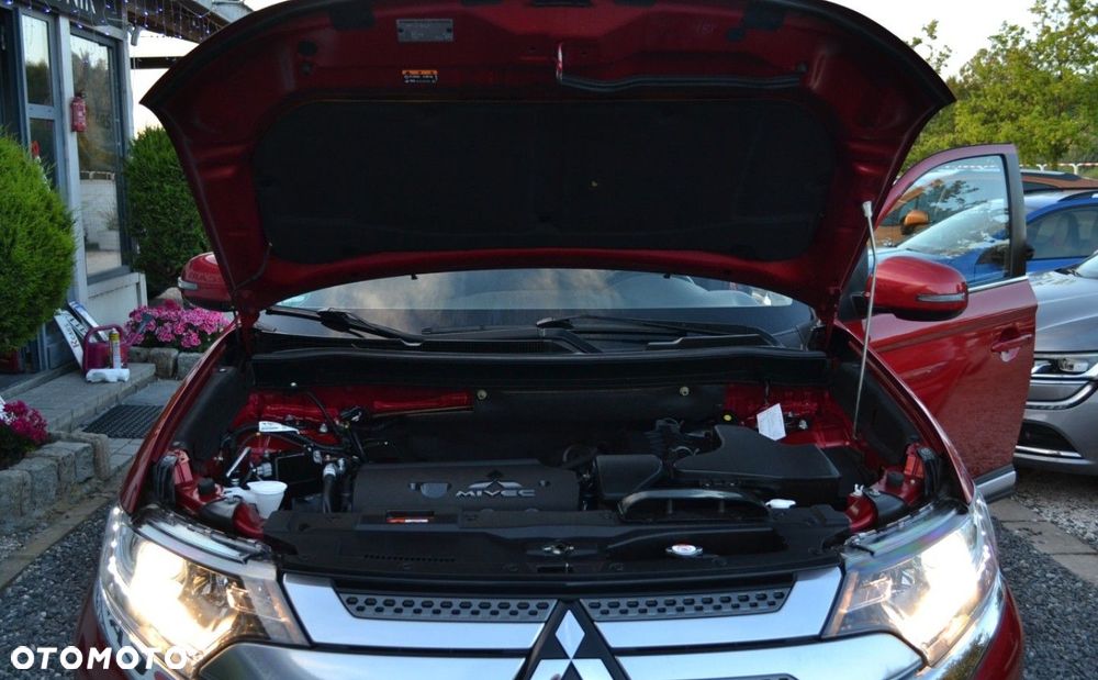 Mitsubishi Outlander 2.0 Intense + 2WD - 40