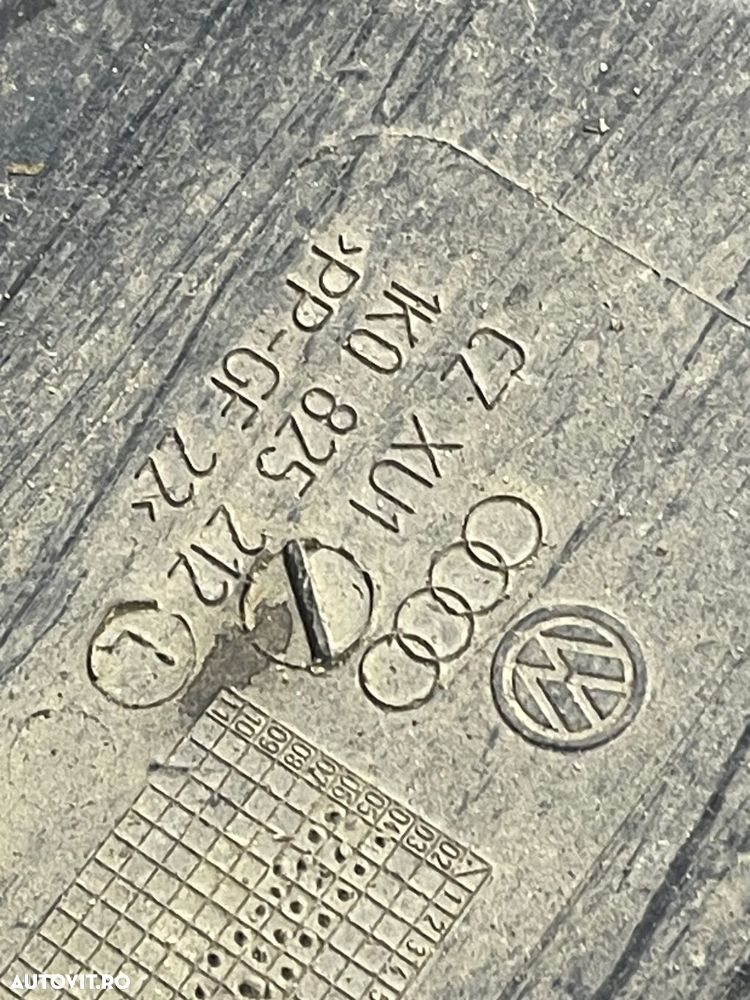 Scut lateral dreapta 1K0825212 Skoda Octavia 2 [2004 - 2008] 2.0 tdi - 3