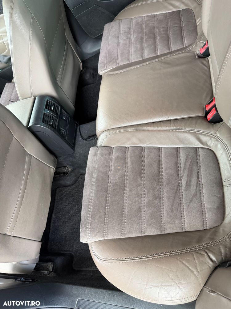 Volkswagen Passat 2.0 TDI Highline DPF DSG - 11