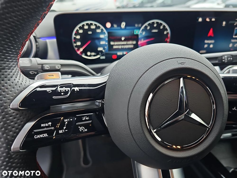 Mercedes-Benz Klasa A 200 7G-DCT Advanced AMG Line - 20