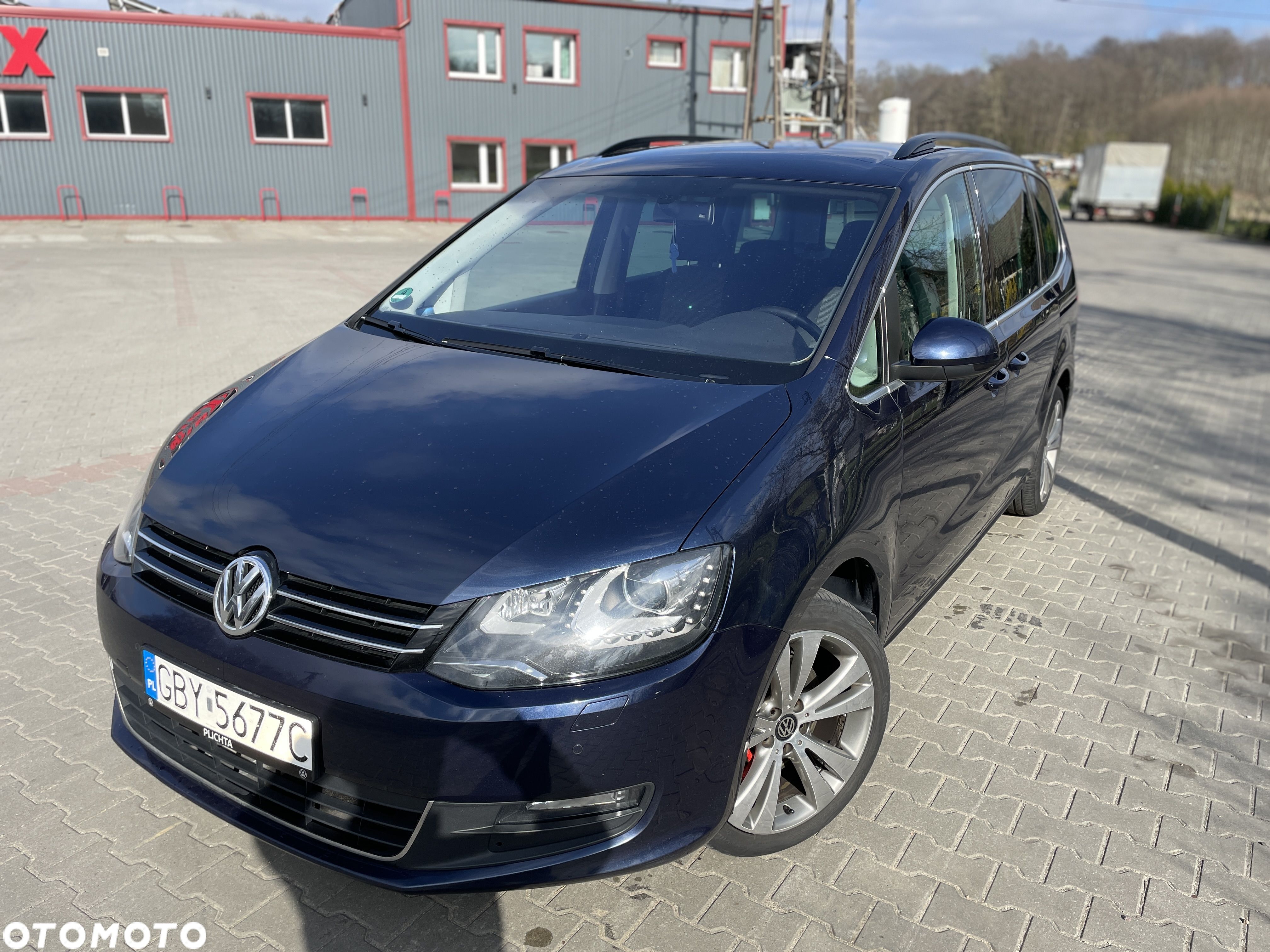 Volkswagen Sharan - 1