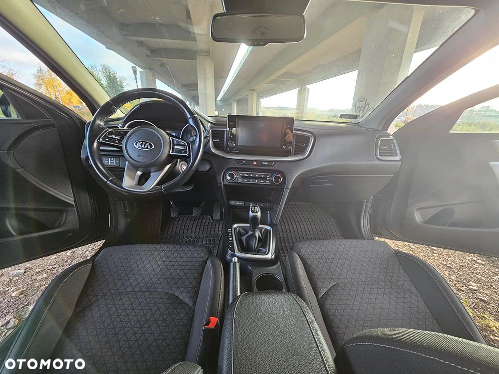 Kia Ceed - 15