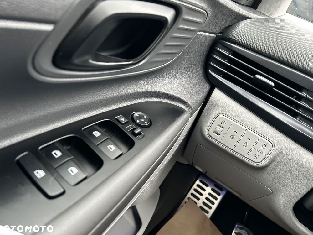 Hyundai Bayon 1.0 T-GDI Smart - 17
