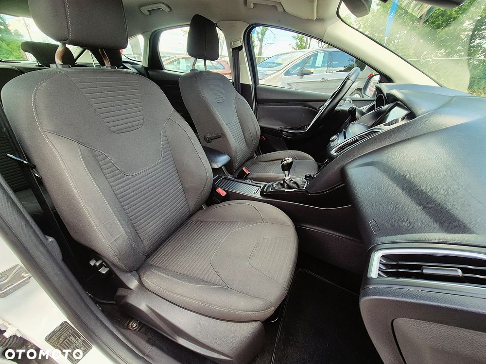 Ford Focus - 31