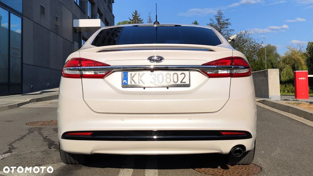 Ford Mondeo 2.0 Hybrid Titanium - 12