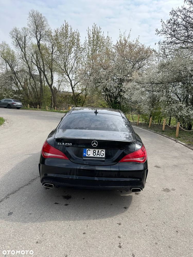Mercedes-Benz CLA 250 7G-DCT AMG Line - 6