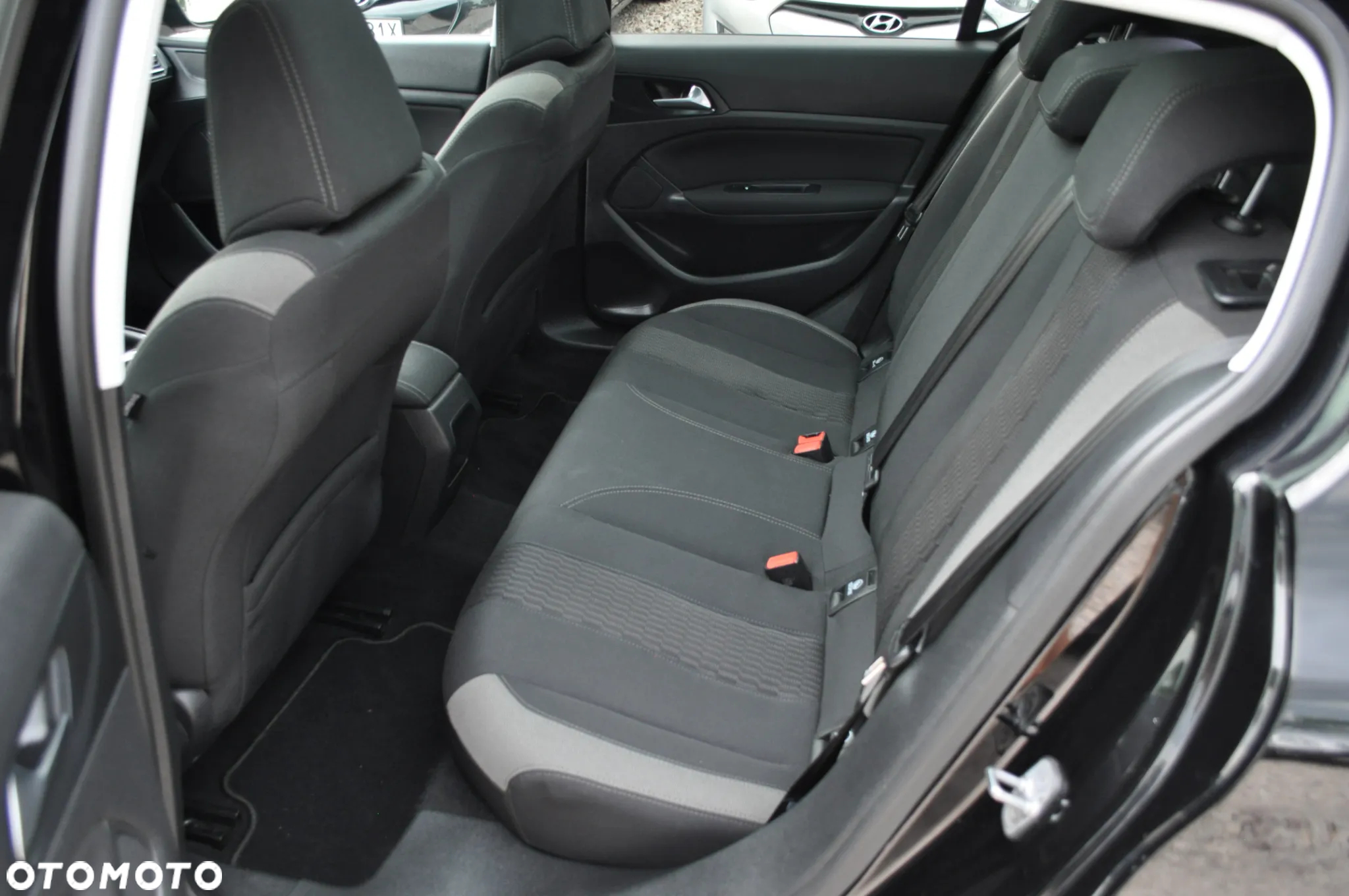 Peugeot 308 1.2 PureTech Style S&S - 20