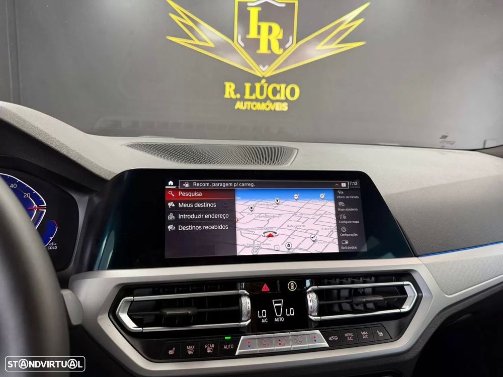 BMW 320 d Pack M Auto - 13