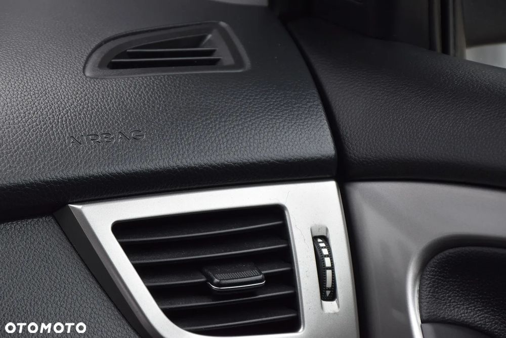 Hyundai i30 1.6 GDI Premium - 21