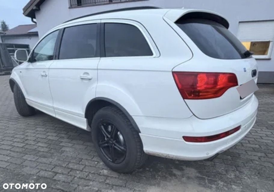 Audi Q7 3.0 TDI Quattro Tiptr - 5
