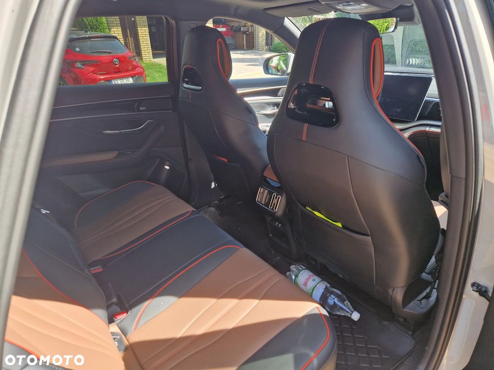 BYD Seal U 1.5T Design AWD - 7