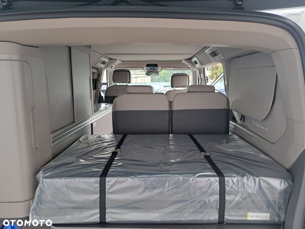 Volkswagen California - 24