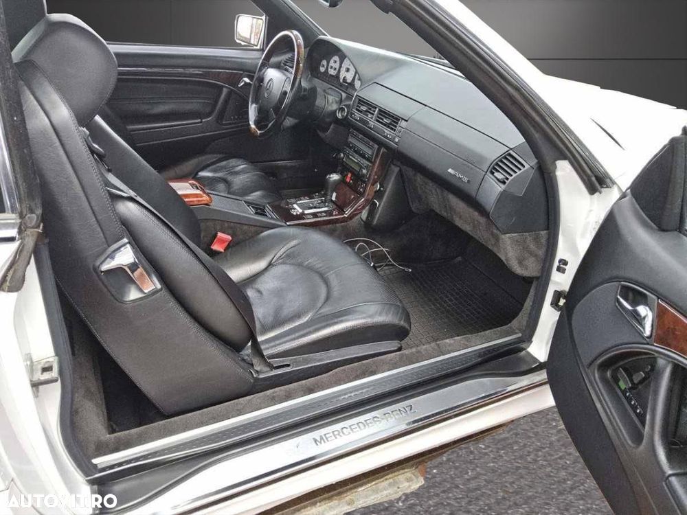 Mercedes-Benz SL - 12