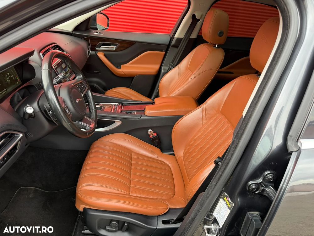 Jaguar F-Pace 25d AWD Aut. Portfolio - 10