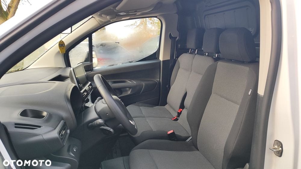 Toyota PROACE CITY - 15