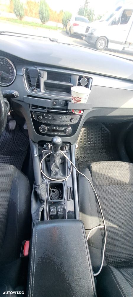 Volkswagen Multivan - 38